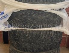 235/55R17 шиповки