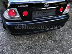 Lexus IS