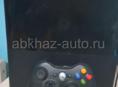 XBOX 360 с геймпадом
