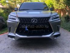 Lexus LX