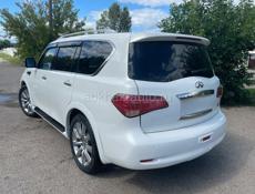 Infiniti QX56