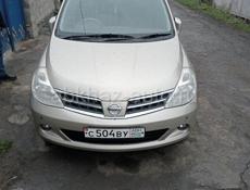 Nissan Tiida