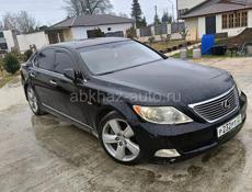 Lexus LS