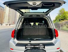 Nissan Armada