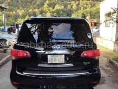 Infiniti QX56