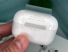 Новые наушники AirPods Pro