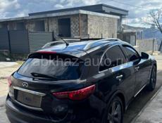 Infiniti FX