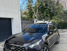 Infiniti FX