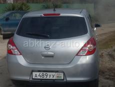 Nissan Tiida