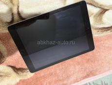 Планшет IPad 5 поколения