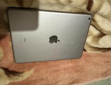 Планшет IPad 5 поколения