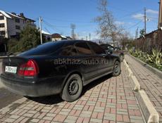Mitsubishi Carisma