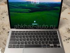 Продам MacBook Air M1 8/256GB (2020)