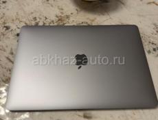 Продам MacBook Air M1 8/256GB (2020)