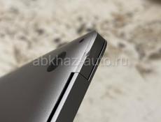 Продам MacBook Air M1 8/256GB (2020)