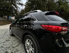 Infiniti FX