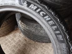 225/45 R 18