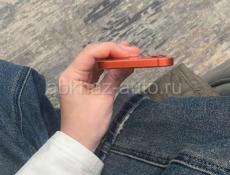 Продаю срочно 12 айфон