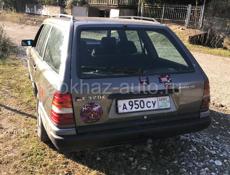 Mercedes-Benz 124