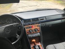 Mercedes-Benz 124