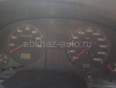 Audi 80