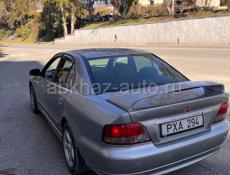 Mitsubishi Galant