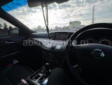 Nissan fuga