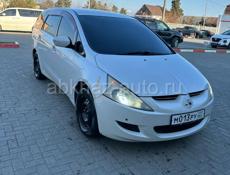Mitsubishi Grandis