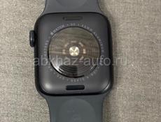Часы Apple Watch SE 2-го поколения (2023)