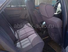 Mercedes-Benz 124