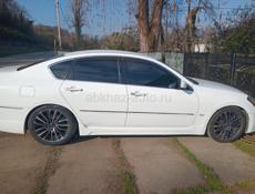 Nissan fuga