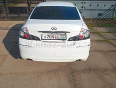 Nissan fuga