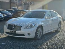 Nissan fuga