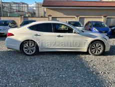 Nissan fuga