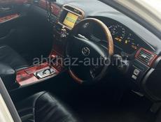 Toyota Celsior