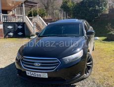 Ford Taurus