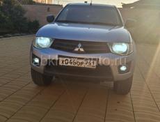 Mitsubishi L 200