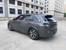 Lixiang L7