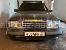 Mercedes-Benz 124