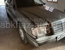 Mercedes-Benz 124