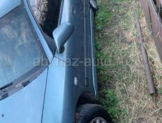 Mitsubishi Carisma