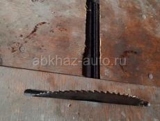 Продаю пилорама без двигателя.ширина фуганки 30 с.м высота пилы 15с.м.