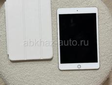 Планшет Айпад мини 4