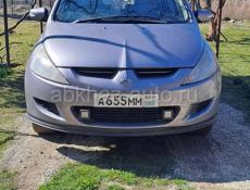 Mitsubishi Grandis