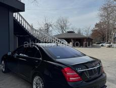 Mercedes-Benz S-Класс