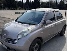 Nissan March