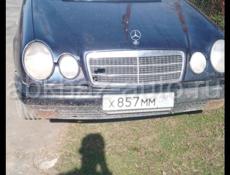 Mercedes-Benz E-Класс