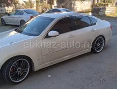 Nissan fuga
