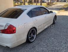 Nissan fuga