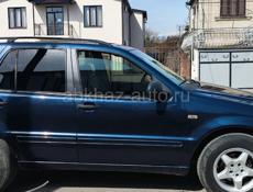 Mercedes-Benz ML